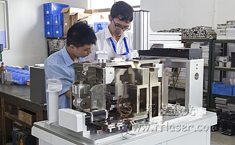 球盟会(中国)激光自动化夹具研发现场